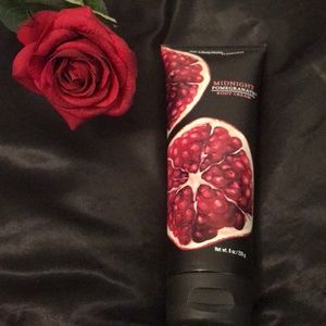 Full size Midnight Pomegranate Body Cream